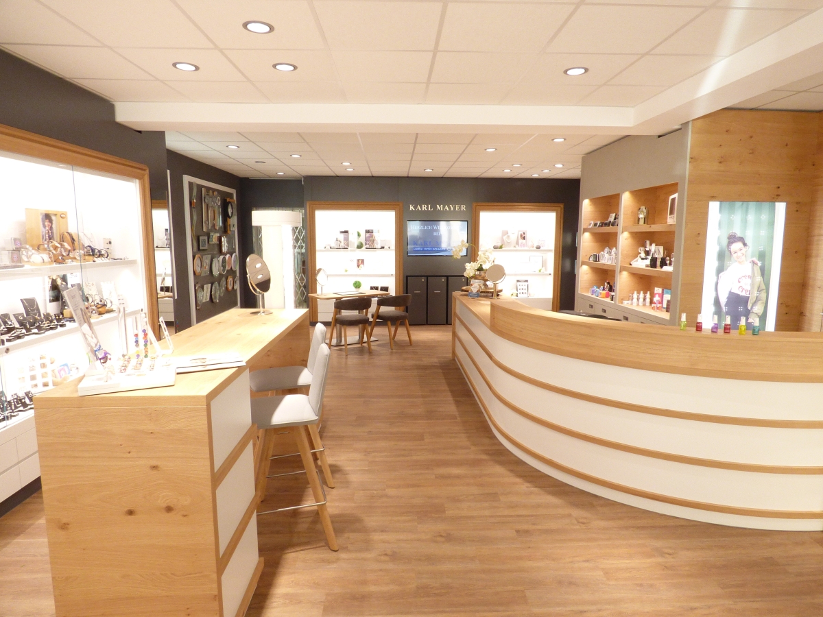 Team Karl Mayer UhrenOptikSchmuck, Neustadt/Do. & Geisenfeld